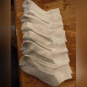 Hanes boys ankle socks large